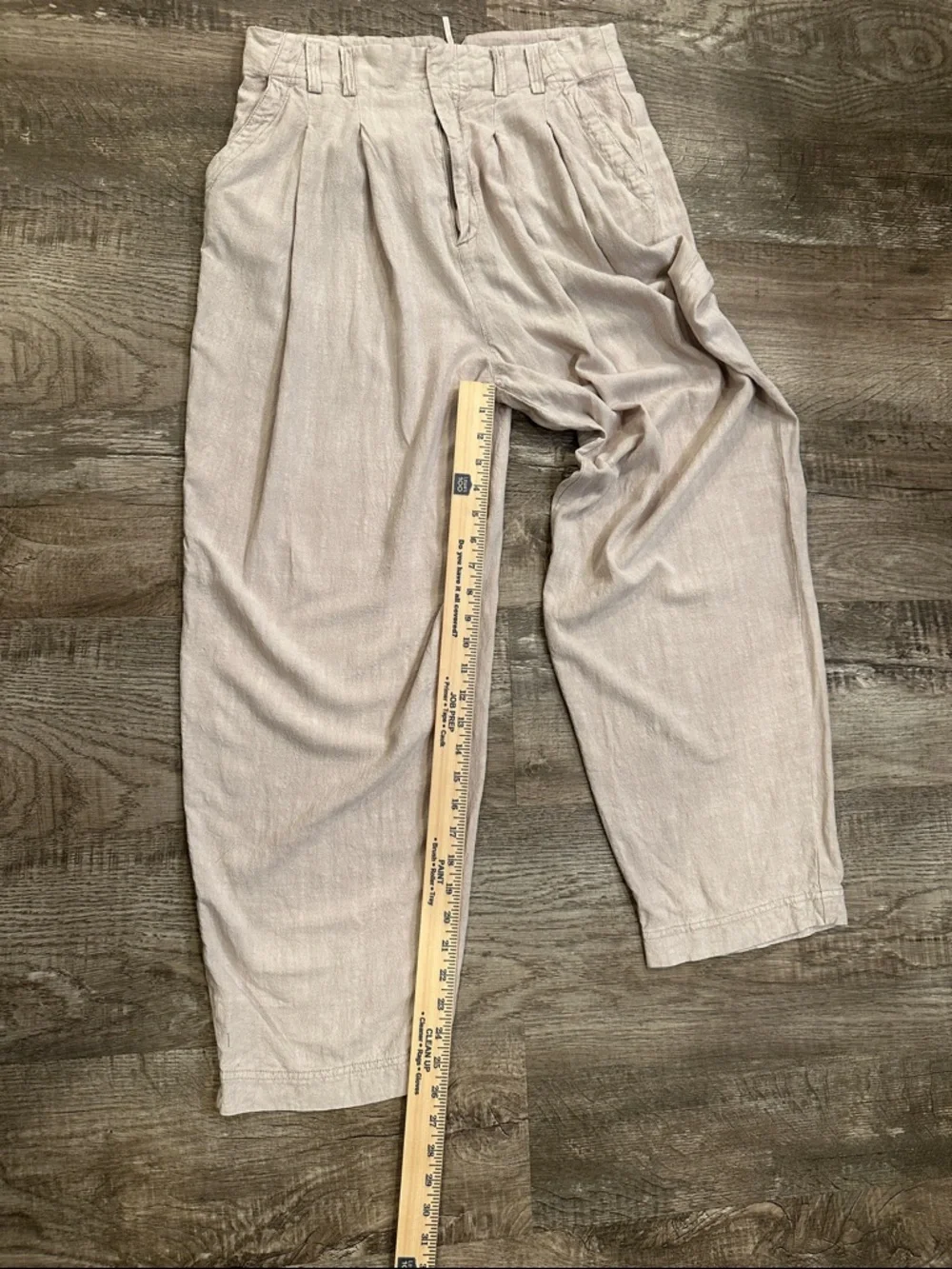 Free People Calla Pleated Trouser‎ in Light Beige - Size 8